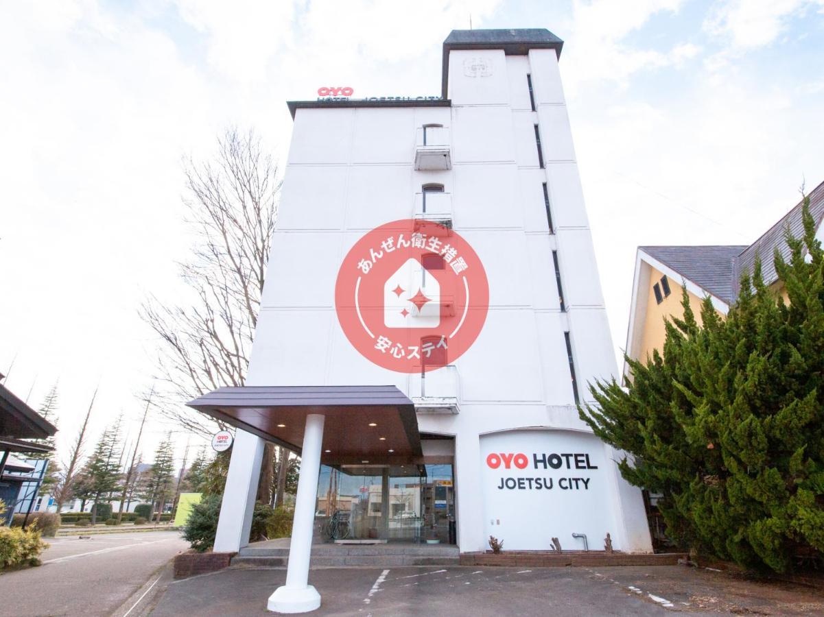 Oyo Joetsu City Hotel Kasugayama מראה חיצוני תמונה